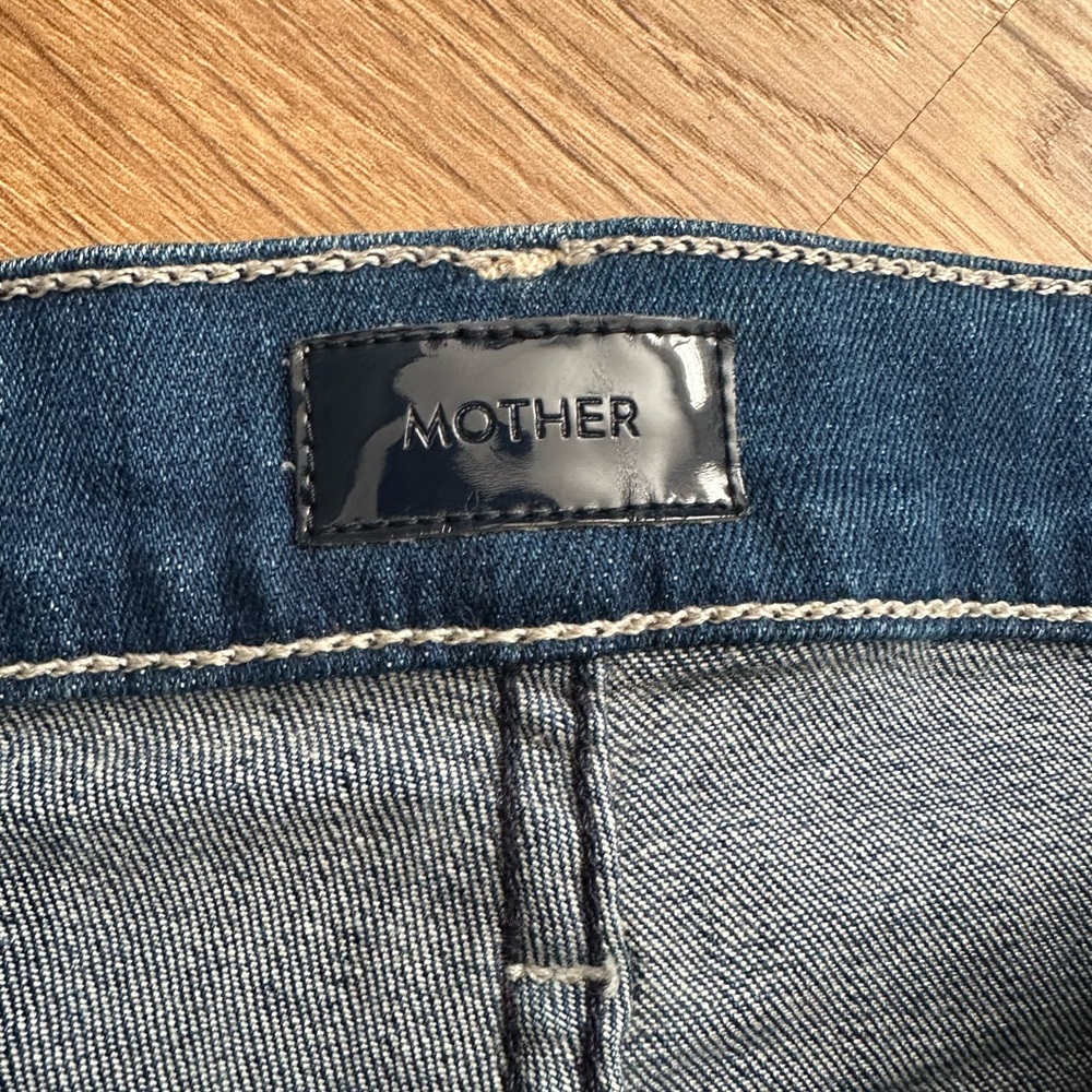 Mother Mid Rise Dazzler Ankle Fray